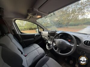 WhatsApp Image 2025-11-21 at 15.47